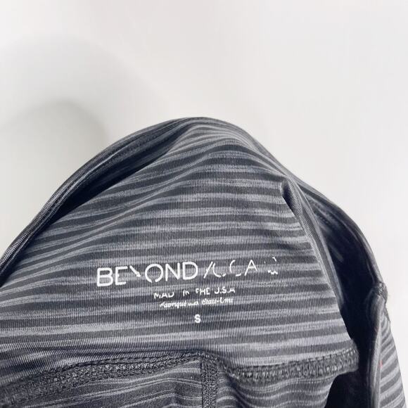 Beyond Yoga Small S Heather Gray Black Striped Leggings Workout Running - Picture 7 of 7